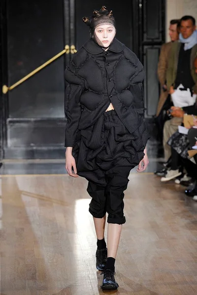 Look 4